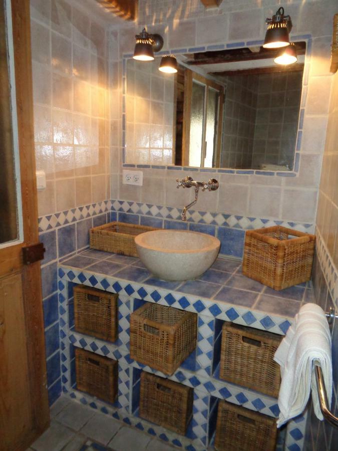 Апартаменты Le Lapin Blanc Сен-Реми-де-Прованс Экстерьер фото